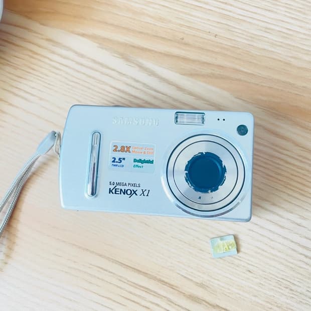 삼섬 케녹스 x1 디지털카메라 디카 팝니다