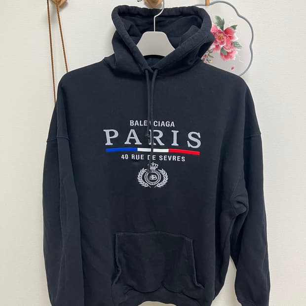 발렌시아가 파리 자수 후드티