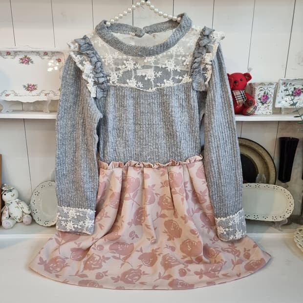 Liz Lisa 그레이 니트  로즈 플레어 레이스 원피스