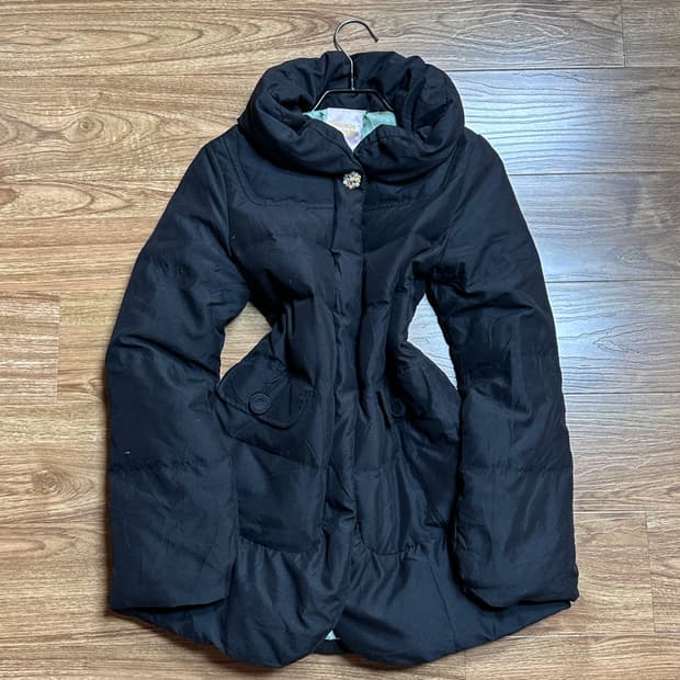 빈티지 보석 블랙 패딩 코트 달천깔 히메갸루 로걀 공겜여주 긱시크 모리걸