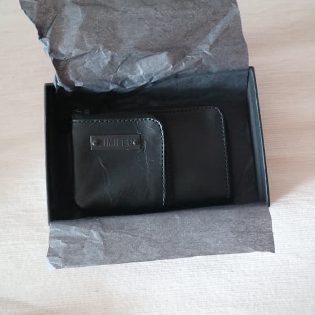 Limi Feu wallet