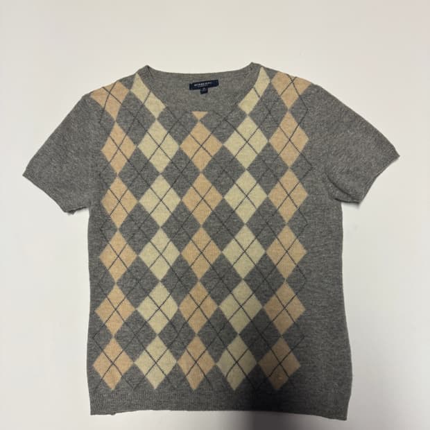 여성 버버리 런던 귀여운 아가일 반팔 니트 S ~ M
