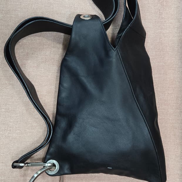 오소이 미니 시저링백