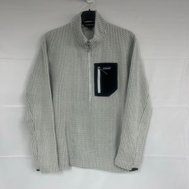 파타고니아 R1 에어 반집업 XL사이즈