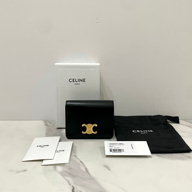 셀린느 트리옹프 카프스킨 컴팩트 월렛 여성 반지갑 블랙