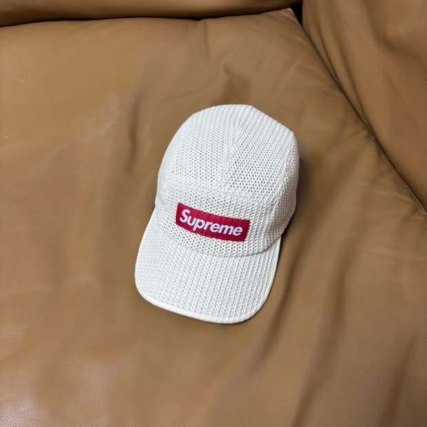 Supreme 슈프림 스트링 메쉬 네츄럴 캠프캡 모자 (Natural)