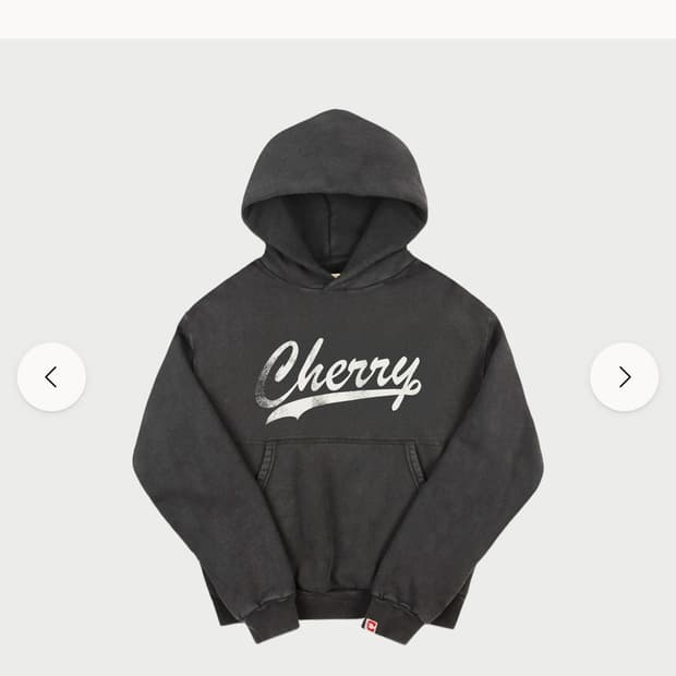 Cherry la 후드티 m 새상품 판매합니다 