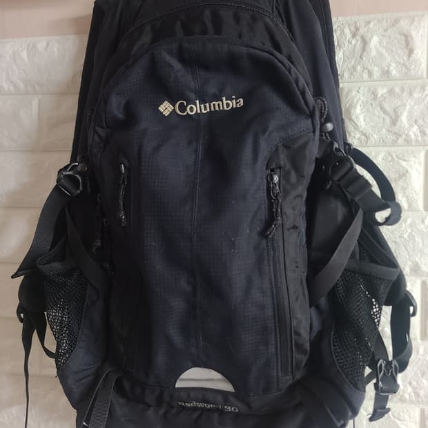 컬럼비아 Redwood 30 블랙 백팩