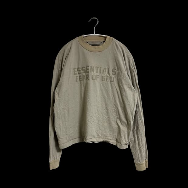 에센셜 롱슬리브