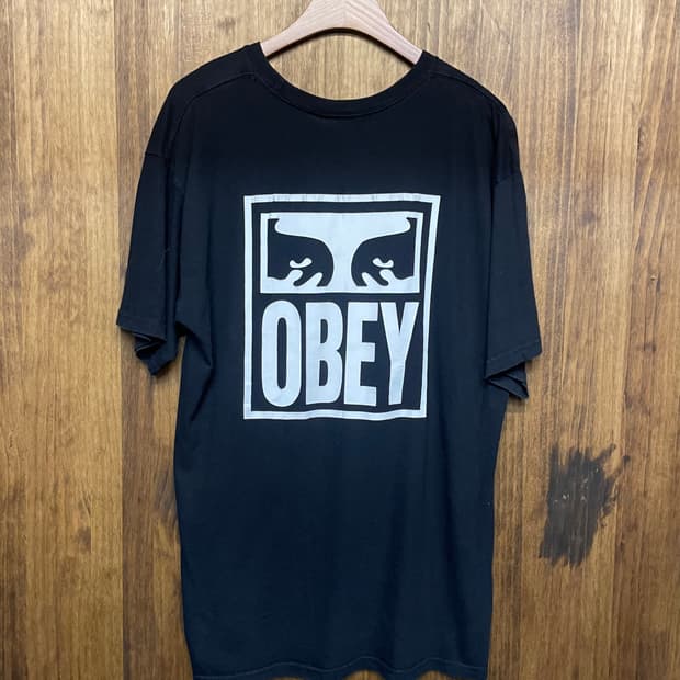 OBEY Signature logo short sleeve