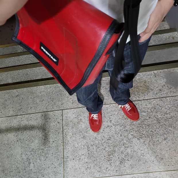 프라이탁 덱스터 올레드 민트택