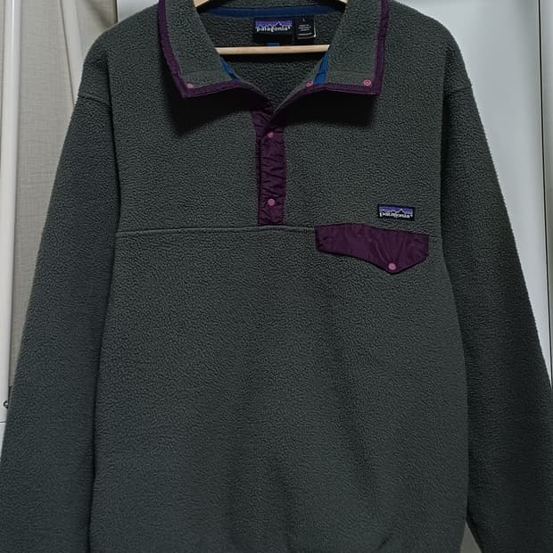 🇯🇲 [M-L] 파타고니아 올드 신칠라 스냅티 - 그레이 / 퍼플