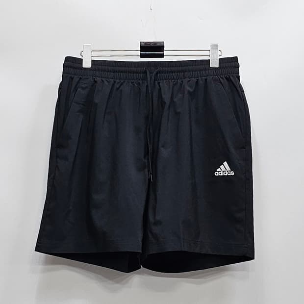(새상품) 아디다스 23SS 에센셜 첼시 쇼츠 / 남 XL 블랙