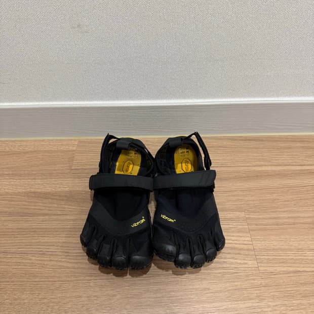 비브람 파이브핑거스 아쿠아