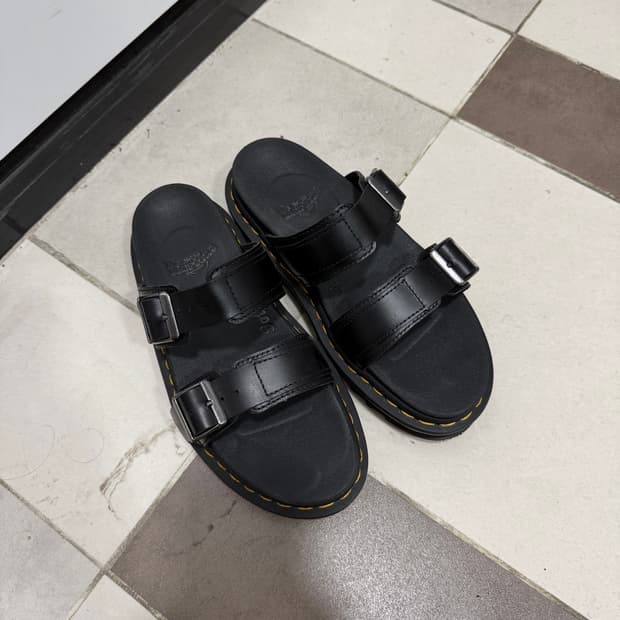 닥터마틴 마일즈 슬리퍼
