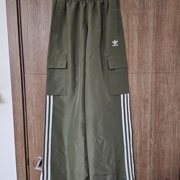 아디다스 3S 카고팬츠 카키