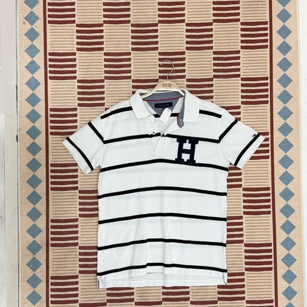 Tommy Hilfiger 반팔티