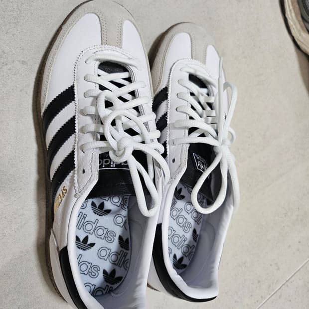 핸드볼 스페지알 화이트블랙 265