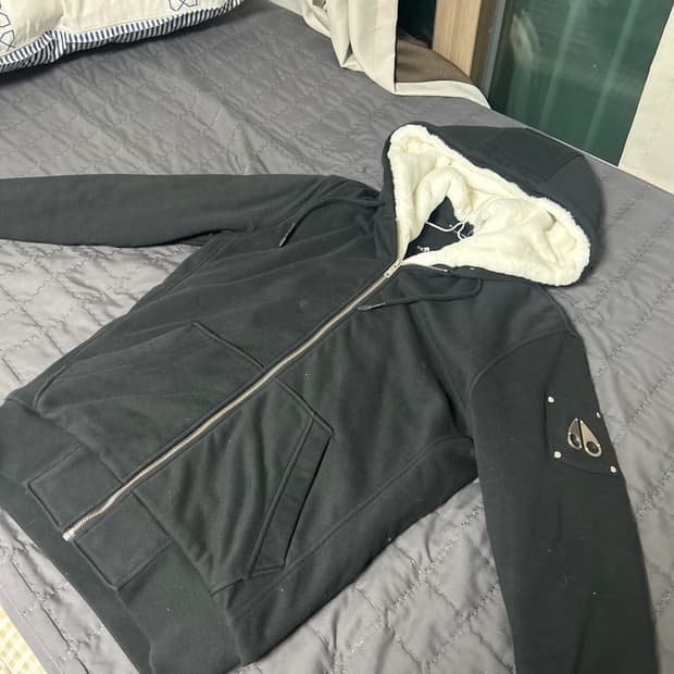 무스너클 버니스웨터24