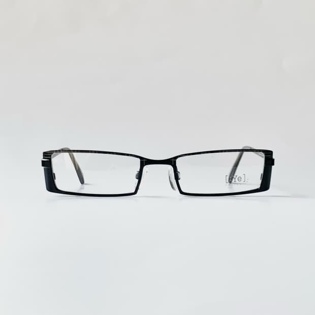 [픽키-684] 블랙 스퀘어 메탈 안경 풀프레임 미니멀 데일리