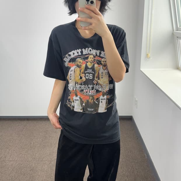 NBA 빈티지 그래픽 블랙 반팔티