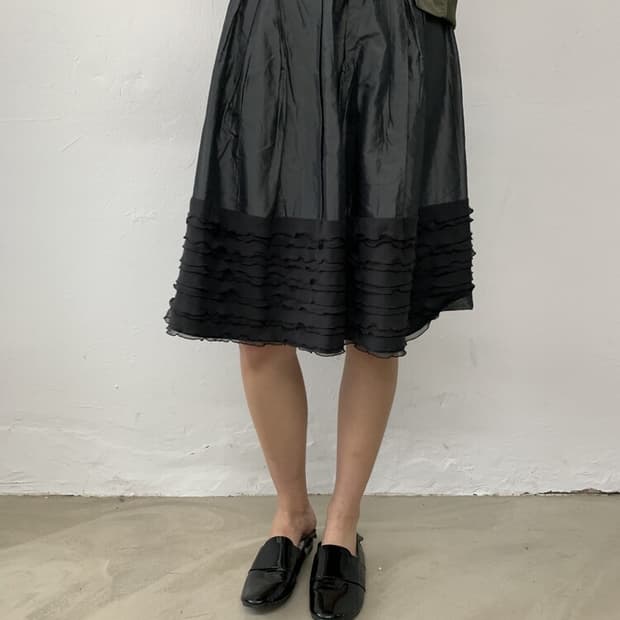 Silvery frill skirt