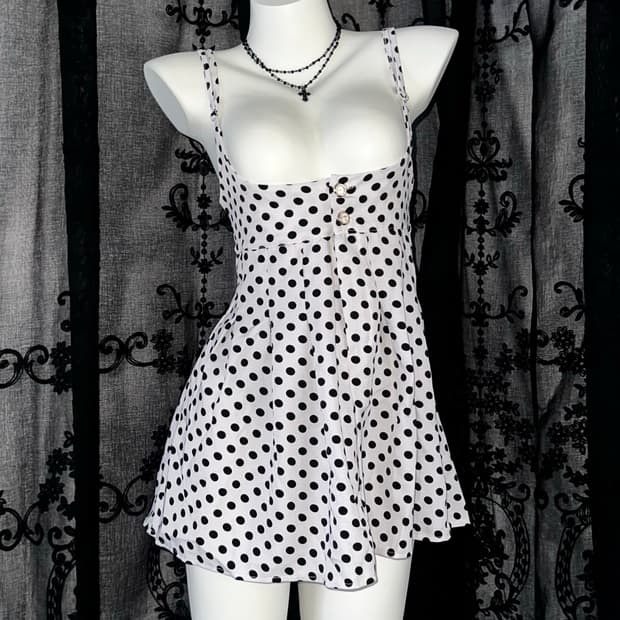 white dot back-ribbon mini dress