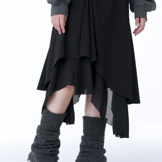 미세키서울 Unbalanced layered skirt Black