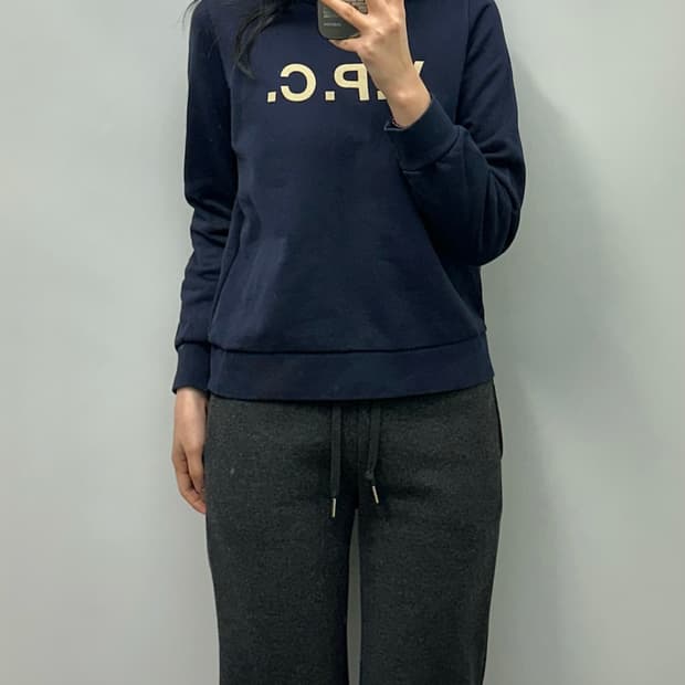 Apc 아페쎄 스펠아웃 네이비 맨투맨