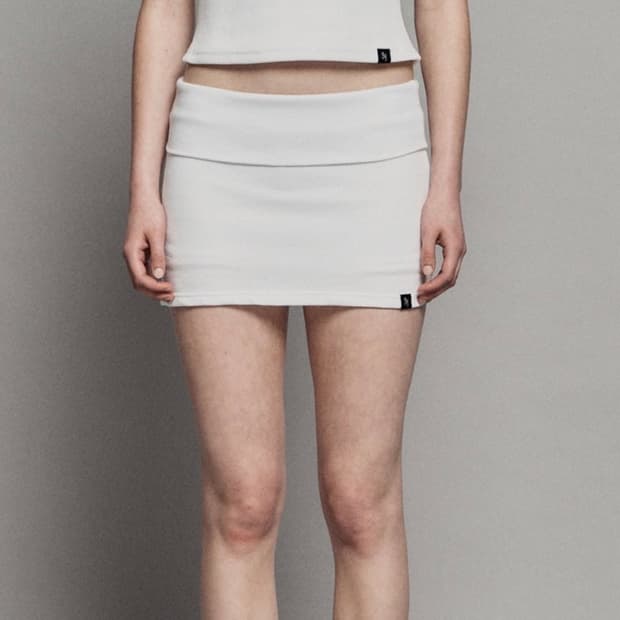 택o)시너진 플레어 피그먼트 폴드 미니 스커트 화이트