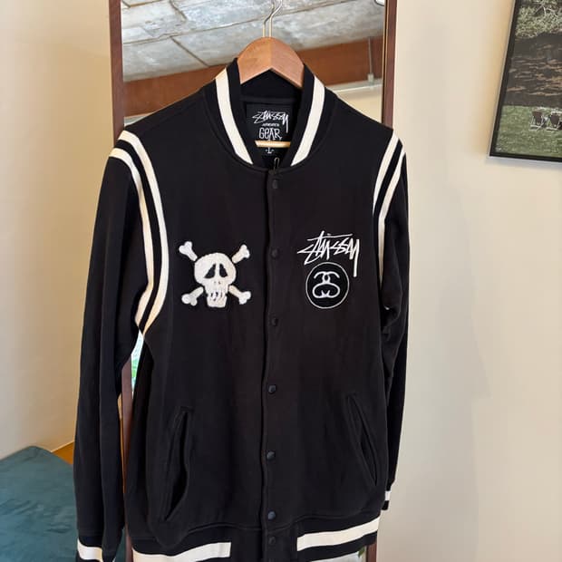 stussy 스투시 스컬자수 바시티자켓