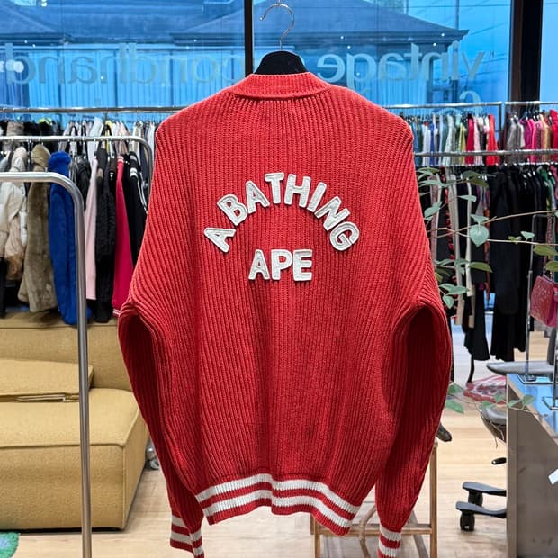 베이프 오렌지 컬리지 가디건 