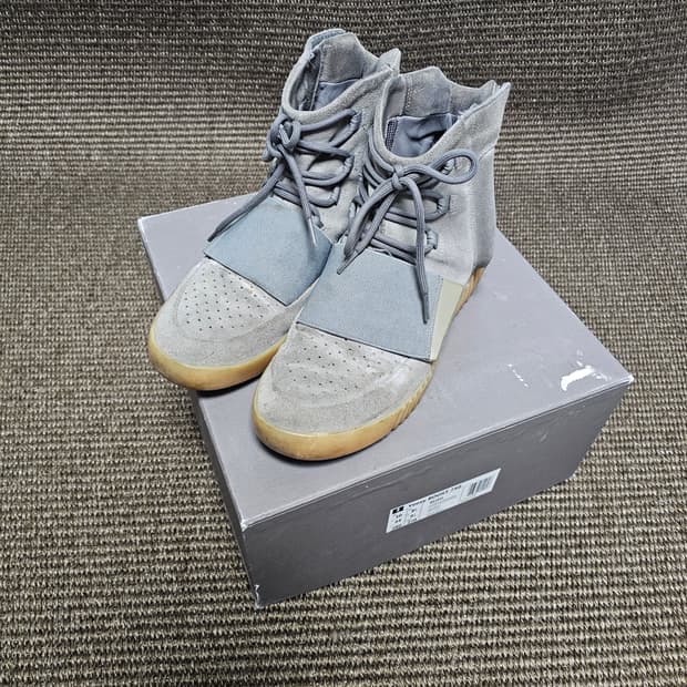 이지부스트 750 그레이 280