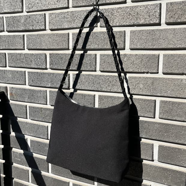 90s Ferragamo 페라가모 아크릴 피스 핸들 백