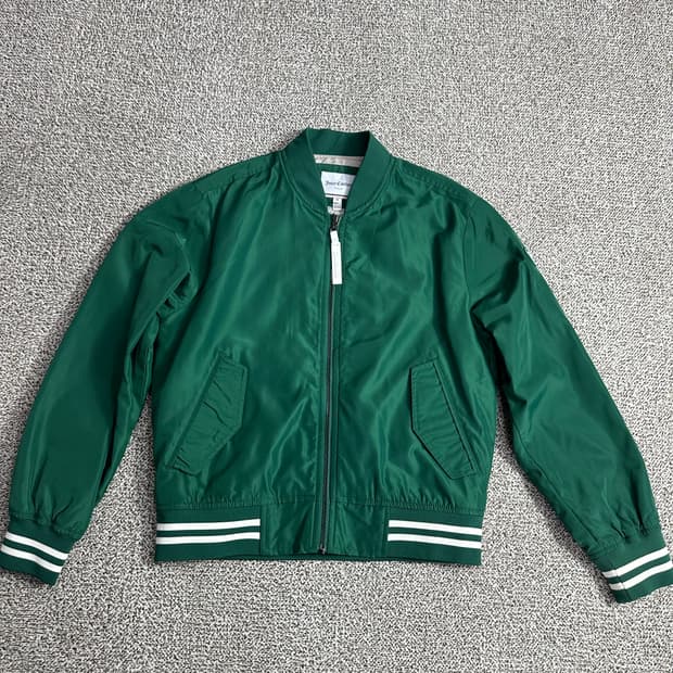 쥬시꾸뛰르 골프 자켓