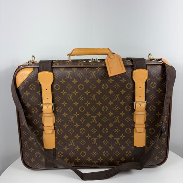 루이비통 M23356 새틀라이트53 보스턴백