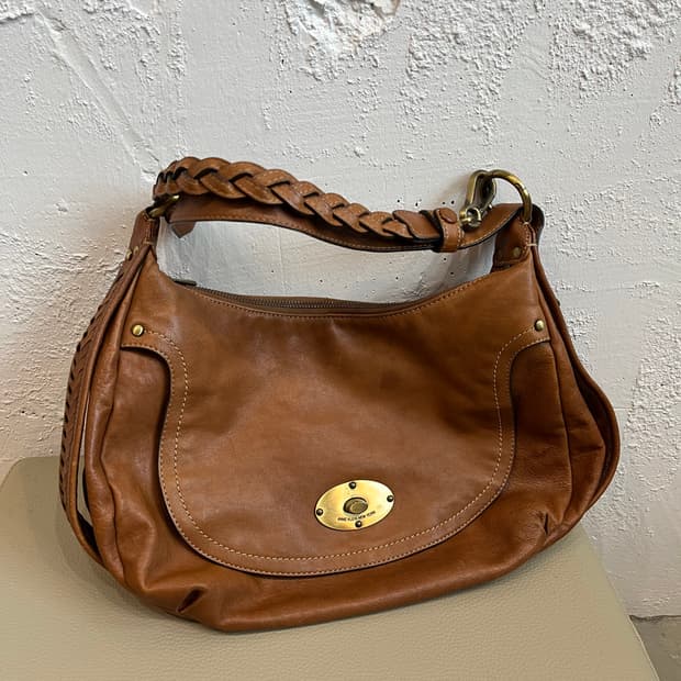 ANNE KLEIN 레더 숄더백 