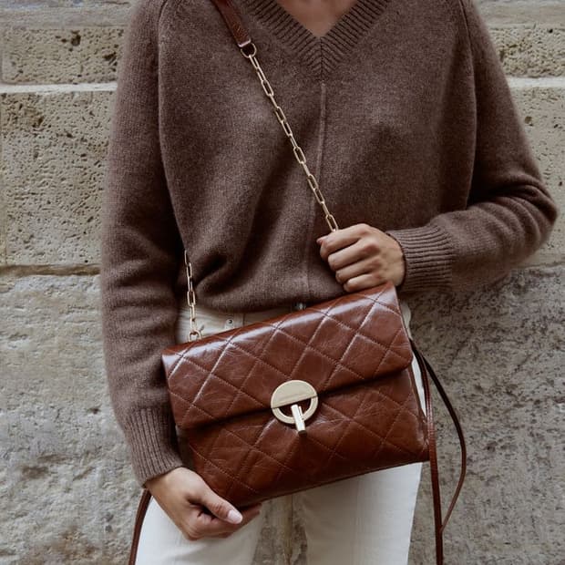 (새상품) 바네사브루노 메탈체인 문백 