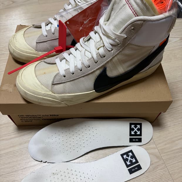 오프화이트 나이키 블레이저 OG  285