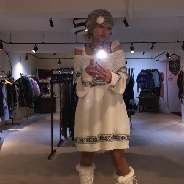 눈꽃 패턴 오버핏 니트