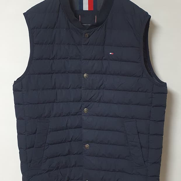 타미힐피거 남성 패딩 조끼  ( M )