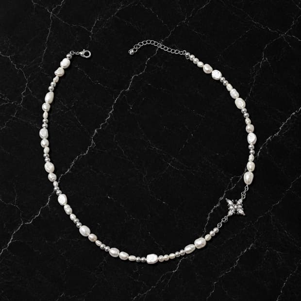 THISTLE – Luna Necklace