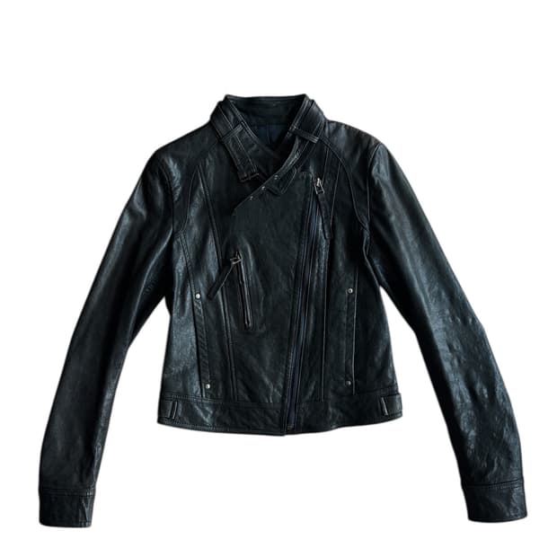 [램스킨] 올리비아하슬러 다크브라운 넥 버클 슬림핏 레더자켓