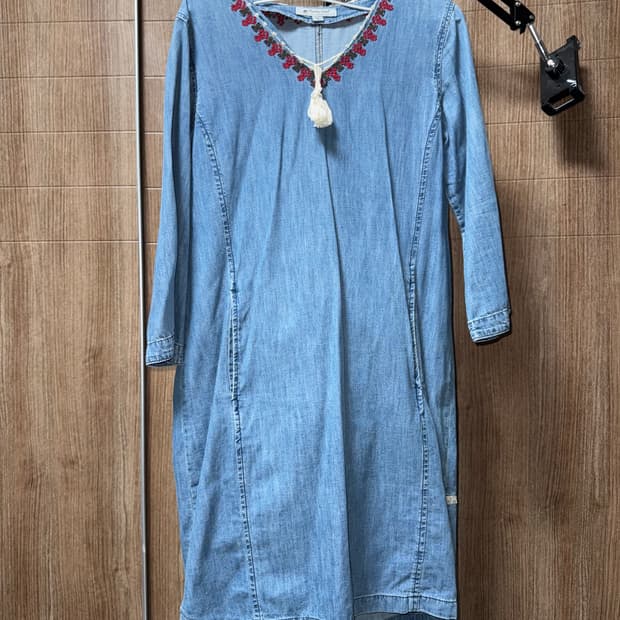 Thursday island 청 원피스