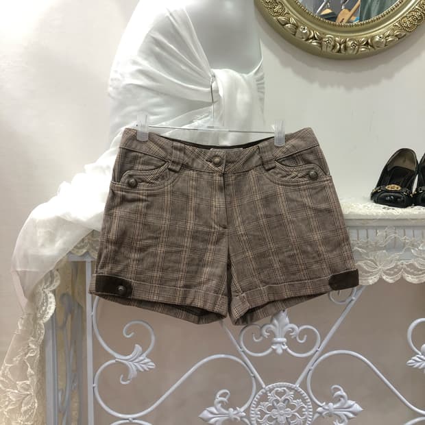 brown check pattern button shorts