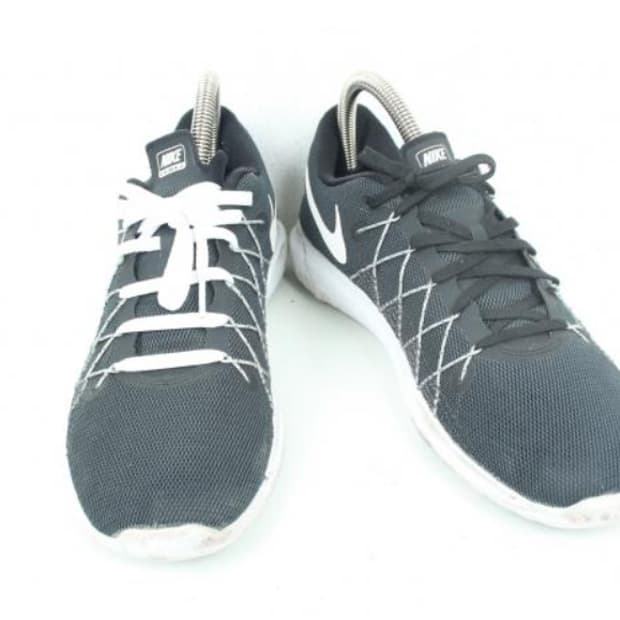NIKE 런닝화