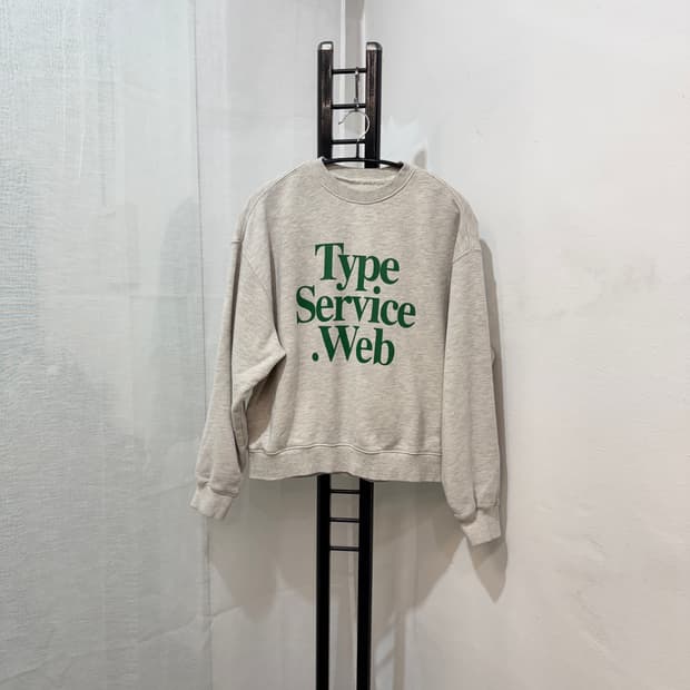 타입서비스 오트밀 레터링 프린트 맨투맨 스웻셔츠 4095