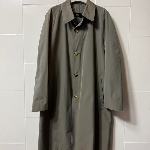 휴고보스 트렌치코트