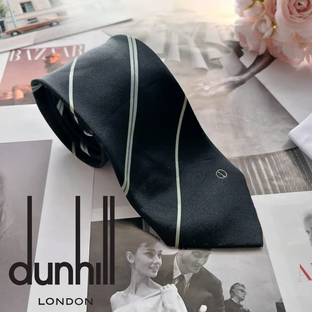 던힐 실크 블랙 스트라이프 슬림 넥타이 7.6cm B등급 A18790
