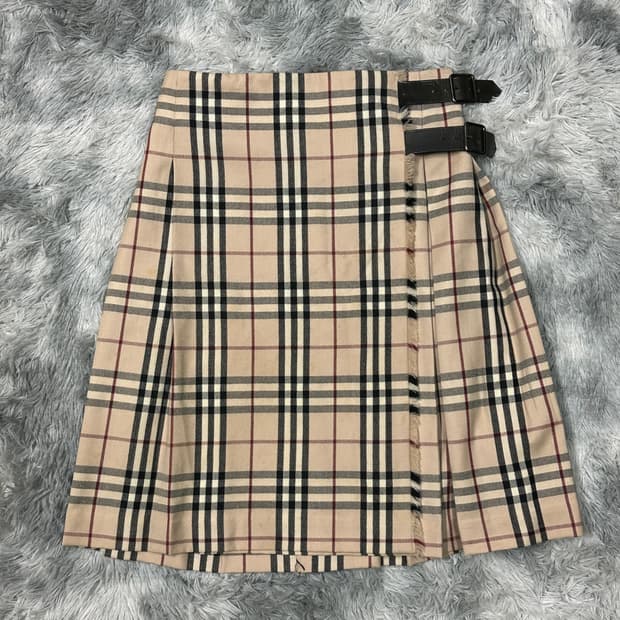 버버리 체크 정품 플레어 스커트 